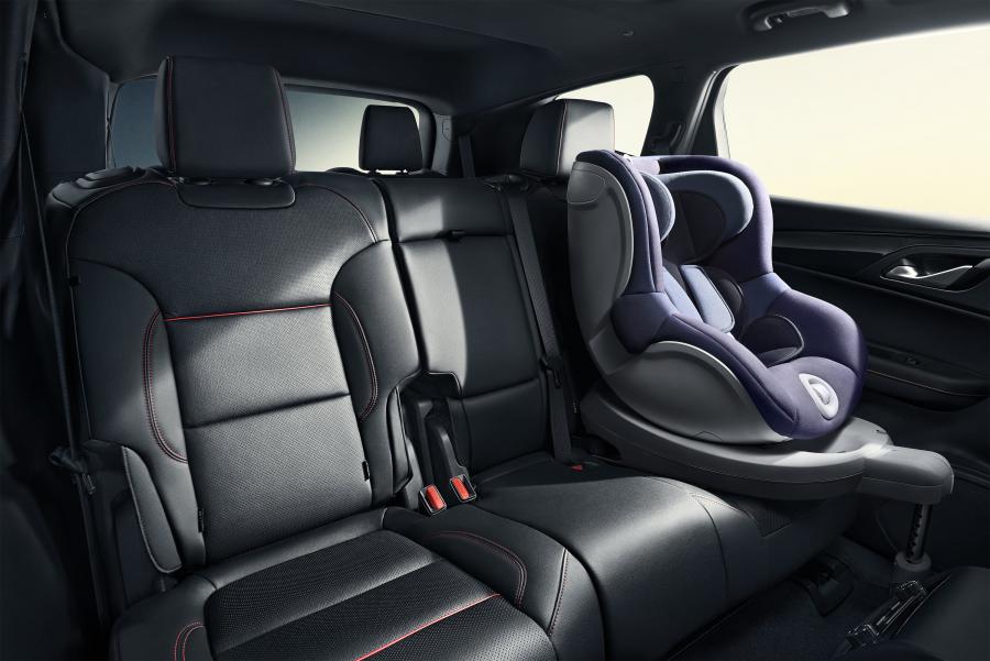 Интерьер Chevrolet Blazer RS 2019 года  (CN) (фото 4 из 10)